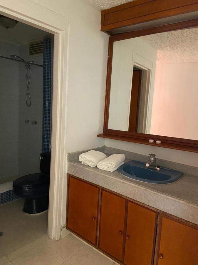 Hotel Bachue Жирардо Екстер'єр фото