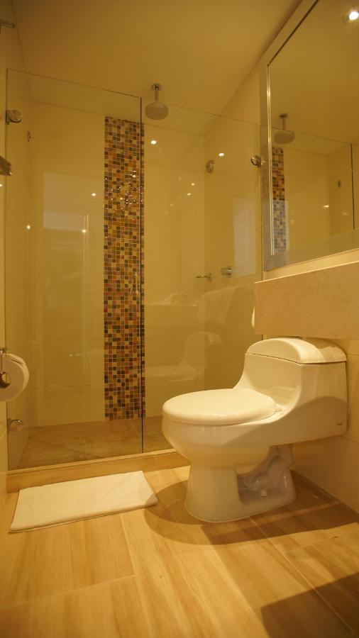 Hotel Bachue Жирардо Екстер'єр фото