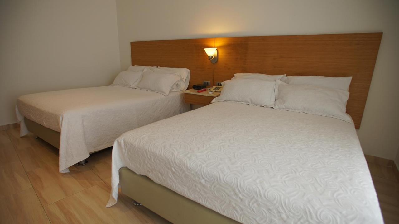 Hotel Bachue Жирардо Екстер'єр фото